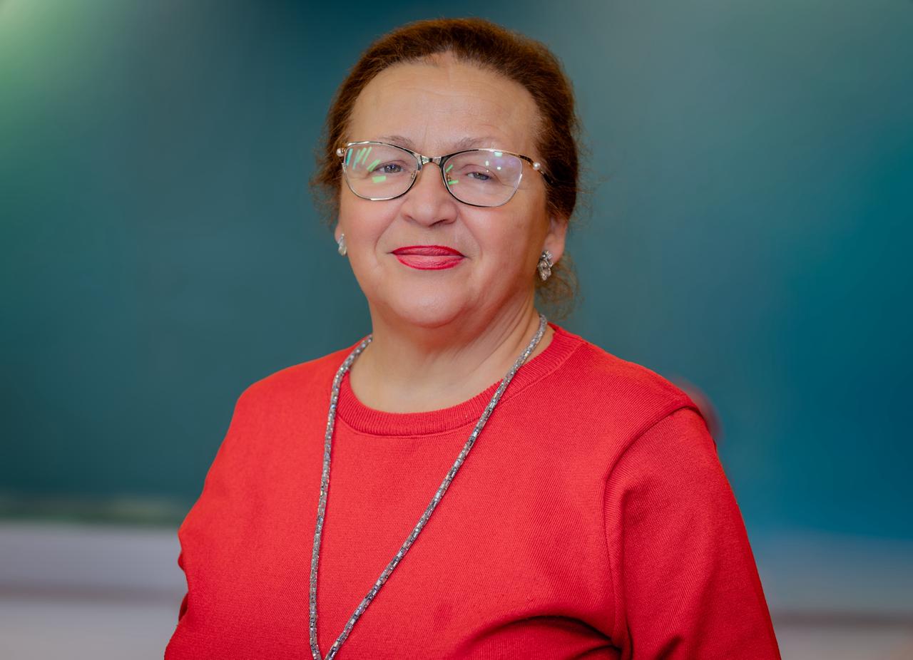 Dr. Moza Keta